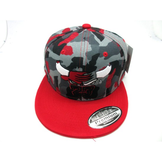 2301-19 CHICAGO 23 CITY SNAP BACK CAMO/RED/BLK